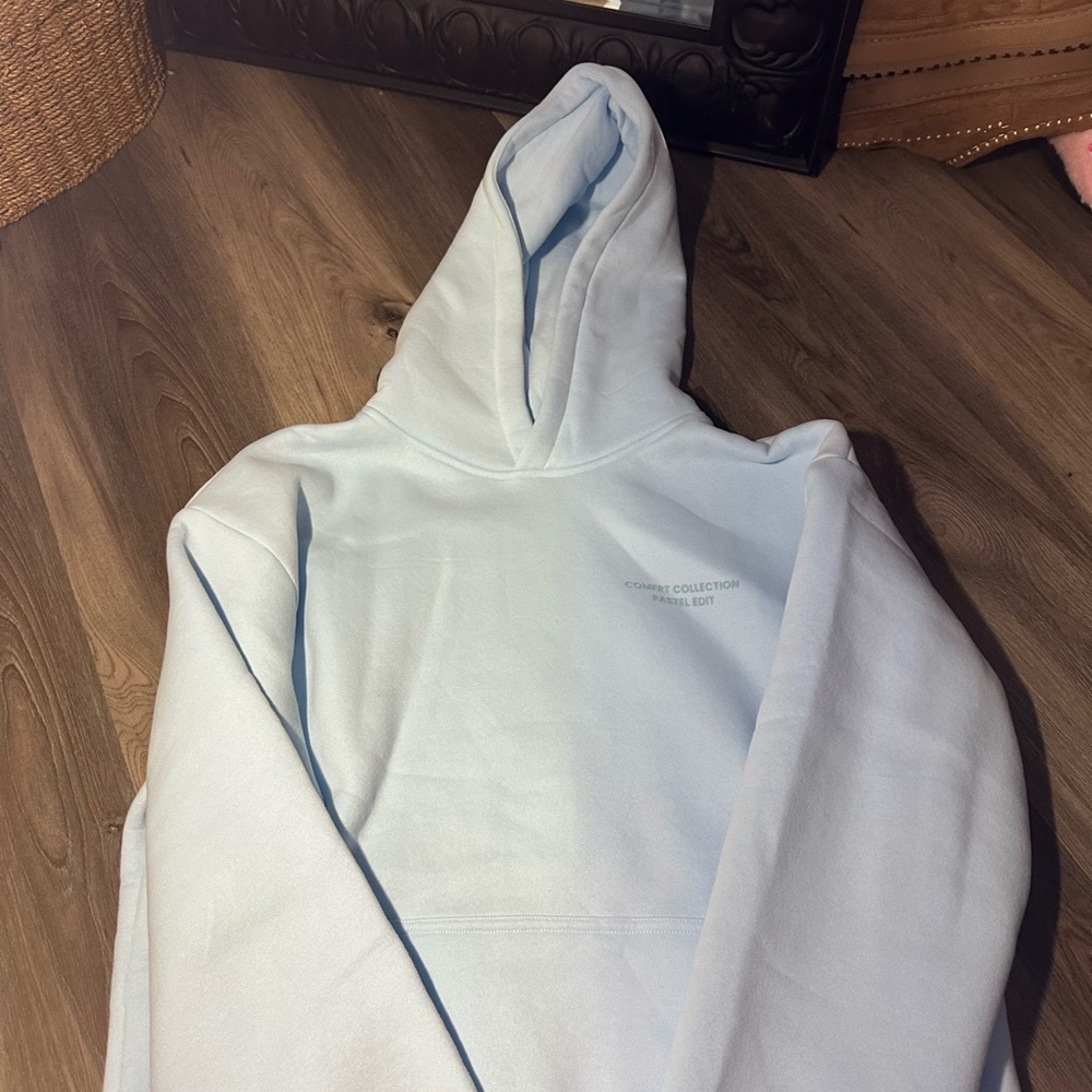 Comfort Collection Pastel Edit White Hoodie and Sweatpants Set - Picture 5 of 5